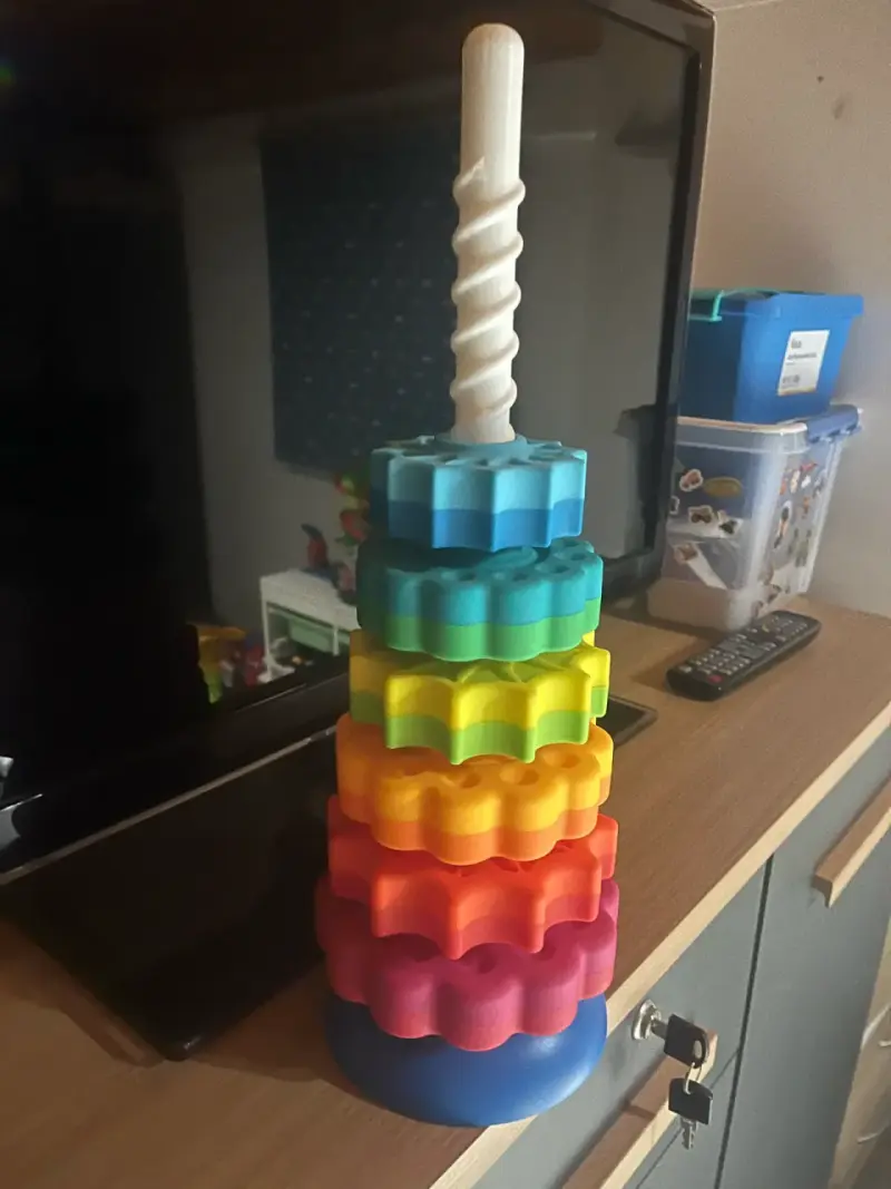 Torre de apilamiento de colores para niños - 1