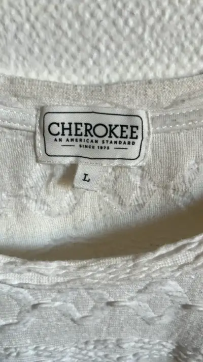 Poleron  blanco de mujer Cherokee talla L - miniatura 2