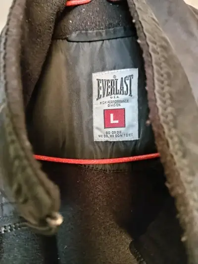 Chaqueta Everlast negra de alto rendimiento - miniatura 1