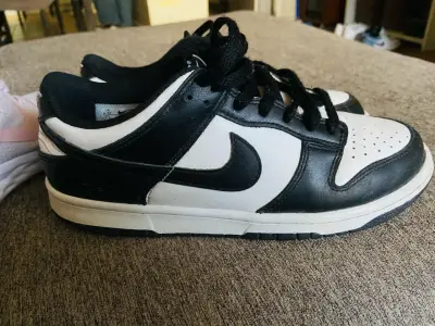 Zapatillas deportivas Nike Dunk Low blanco y negro - miniatura 2
