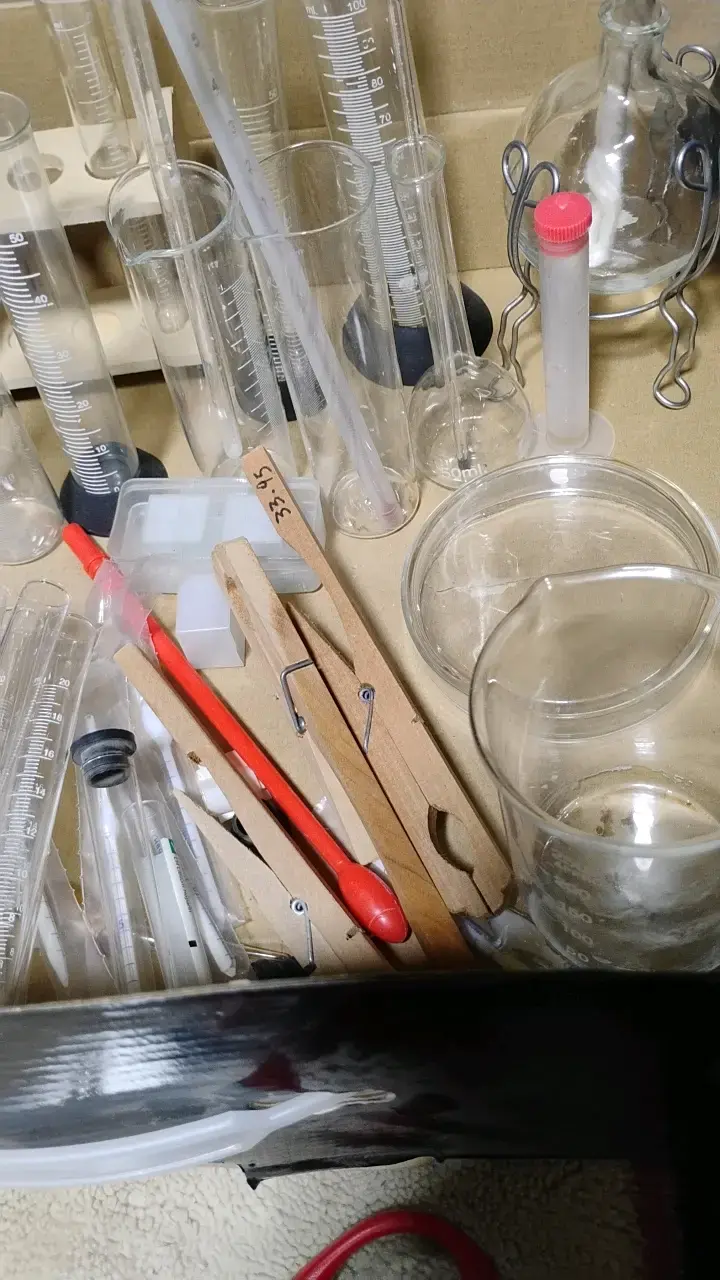 Set de Vidrio para Laboratorio con Tubos y Probetas - 3