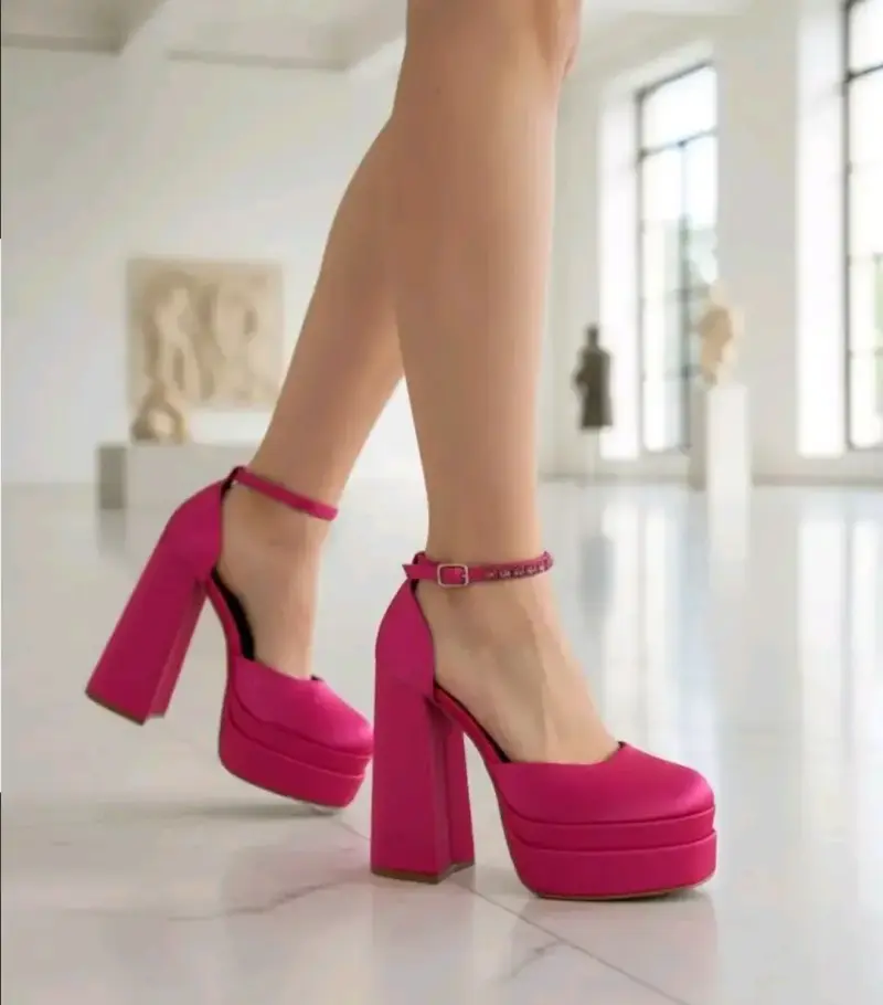 Tacones altos fucsia con plataforma - 2