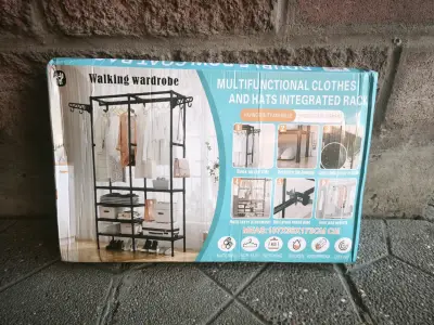 Armario multifuncional para ropa y sombreros - miniatura 1