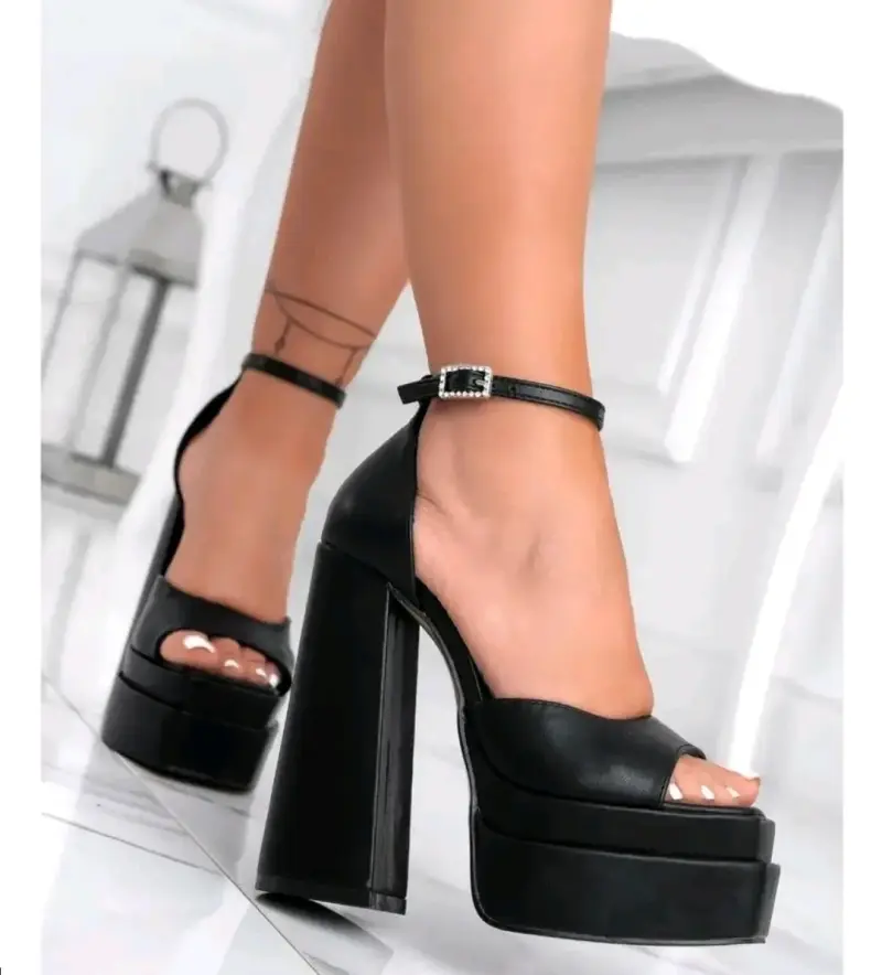 Sandalias de tacón alto negras elegantes - 2