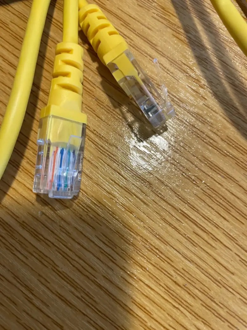 Cable Ethernet RJ45 amarillo 1,5mt - 2