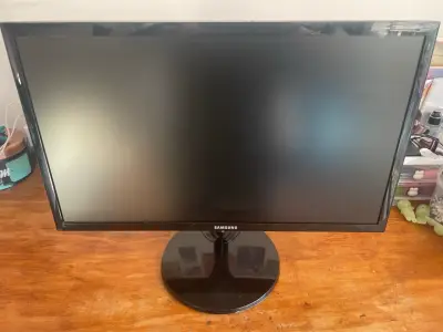 Monitor Samsung 22 pulgadas Full HD - miniatura 1