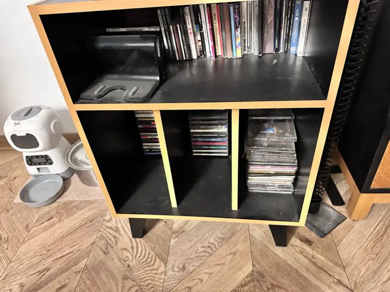 Mueble vinilos de madera - 2