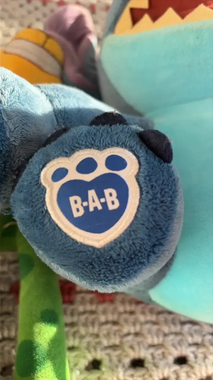 Peluche de Stitch de Disney en buen estado - 4