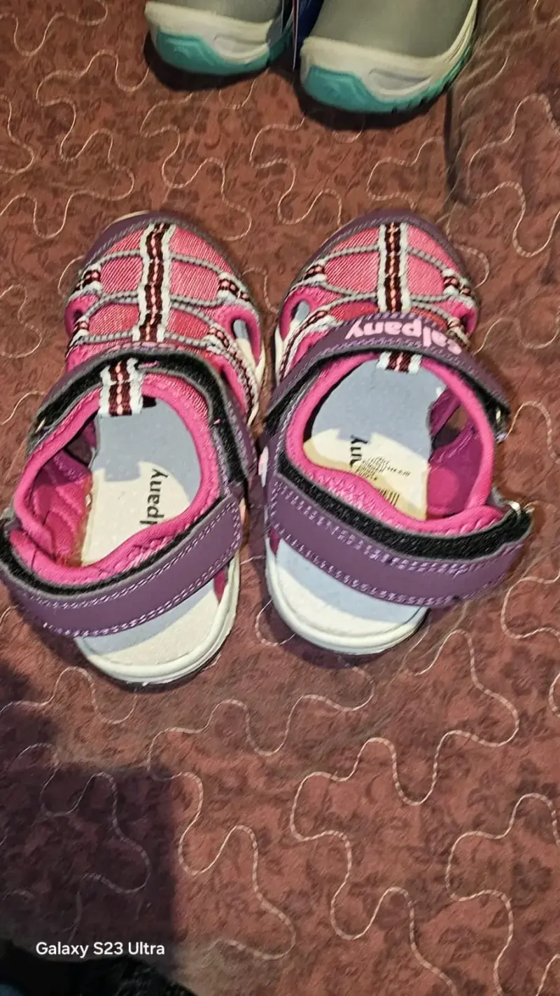 Sandalias para niña rosadas con velcro - 1