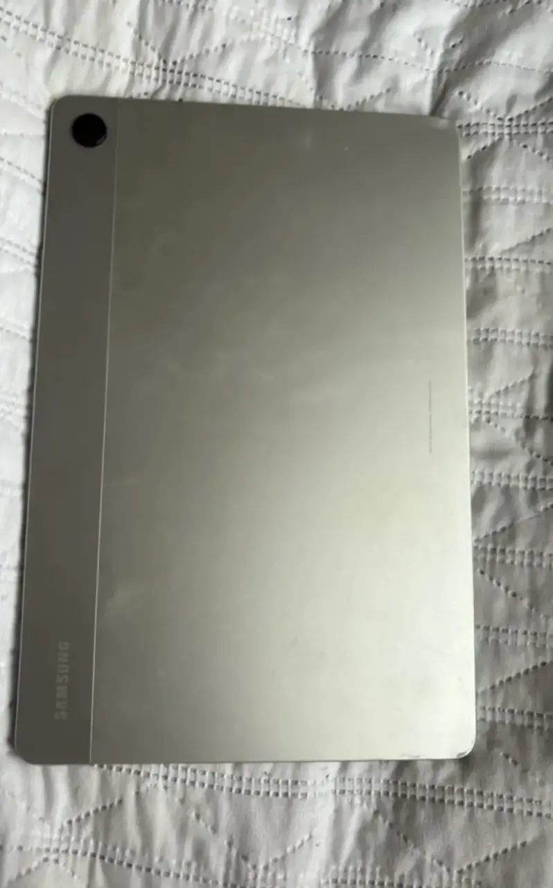 Tablet Samsung Galaxy Tab A9+ en buen estado - 1