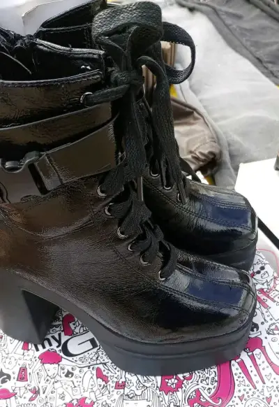Botines de charol negro con plataforma - miniatura 3