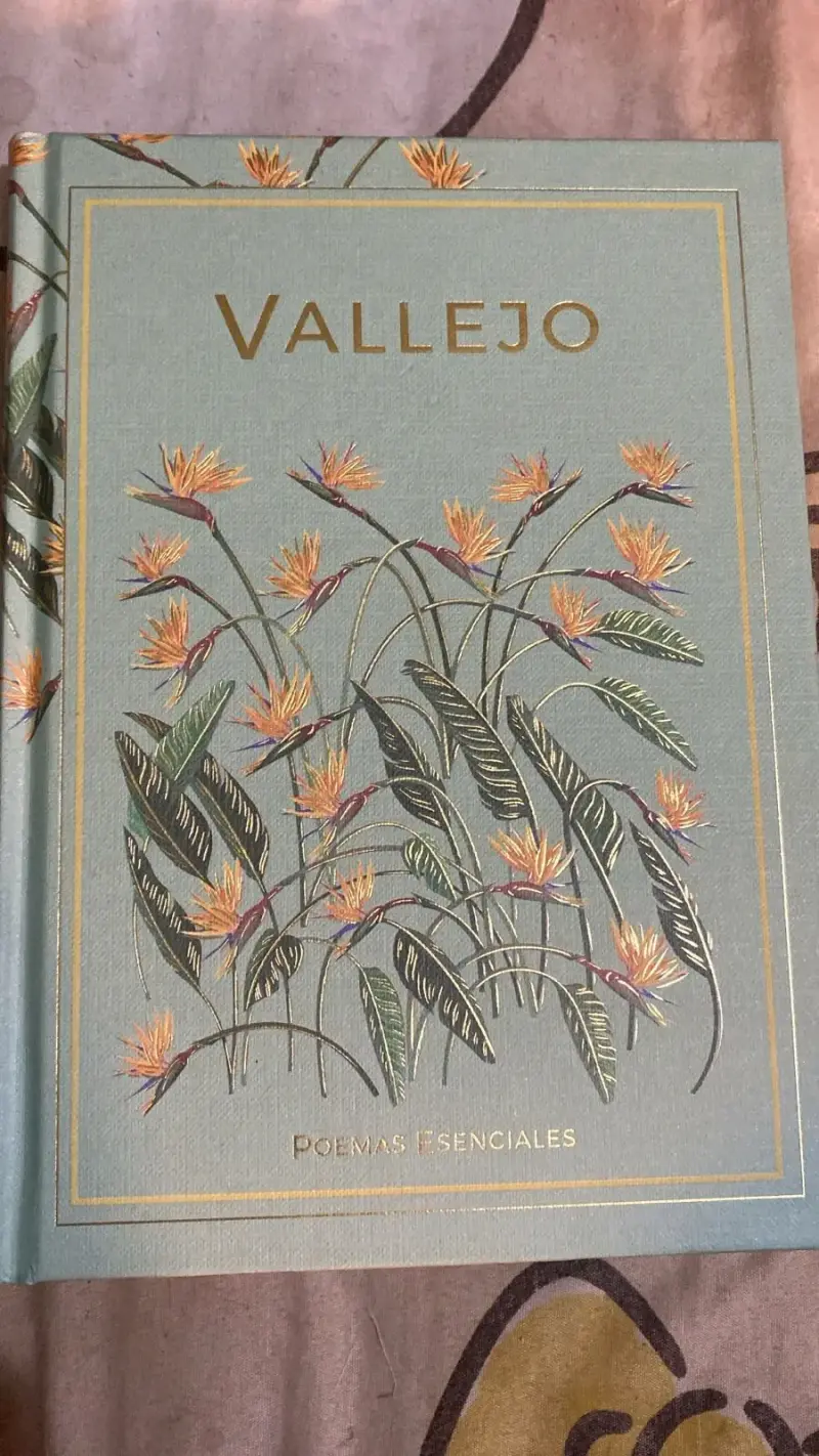 Libro Poemas Esenciales de Vallejo