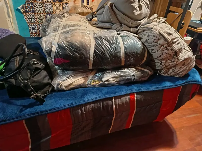 Lote de ropa variada para mujer