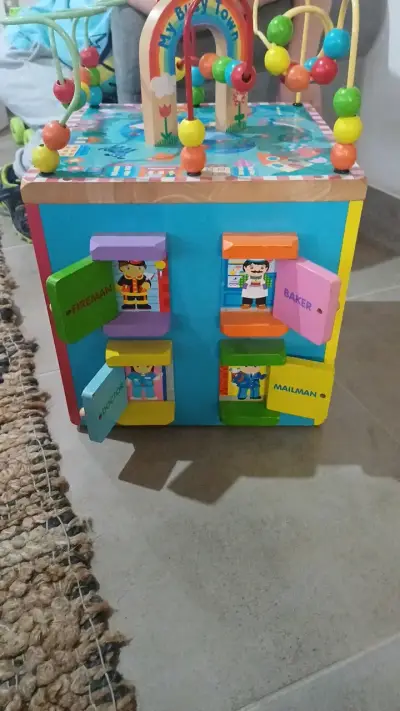 Cubo de actividades para niños con laberinto y bloques - miniatura 2