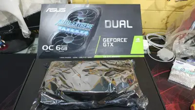 Tarjeta gráfica ASUS GeForce GTX 1660 Super 6GB - miniatura 1