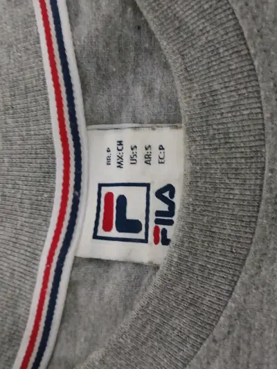 Polera gris Fila para hombre - miniatura 2