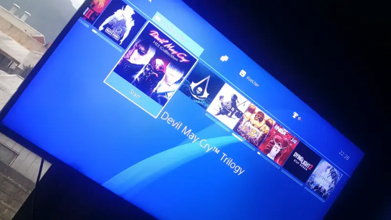 Ps4 liberada con gold hen y mando incluído - 2