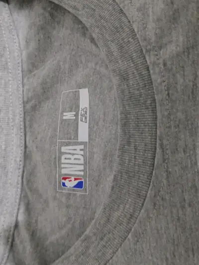 Polera NBA Chicago Bulls gris talla M - miniatura 2