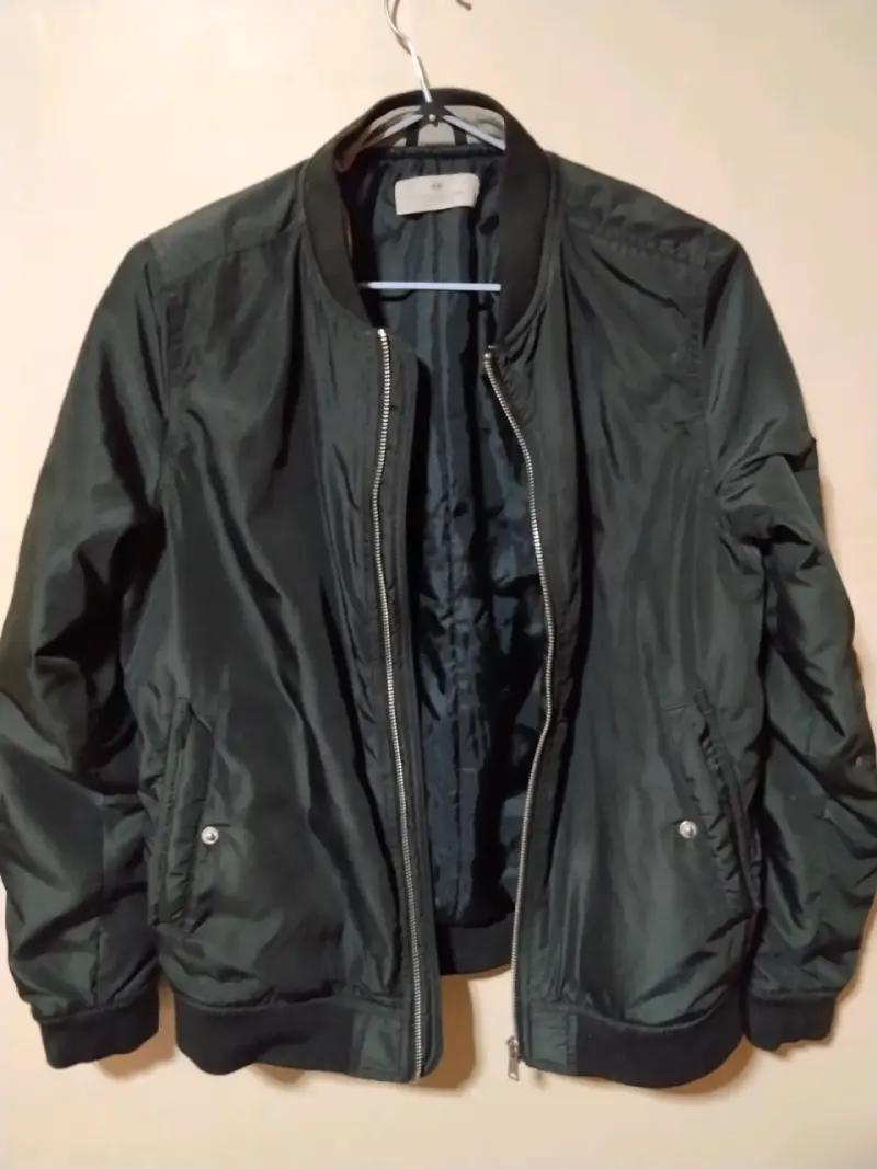 Chaqueta bomber negra H&M para niños - 2