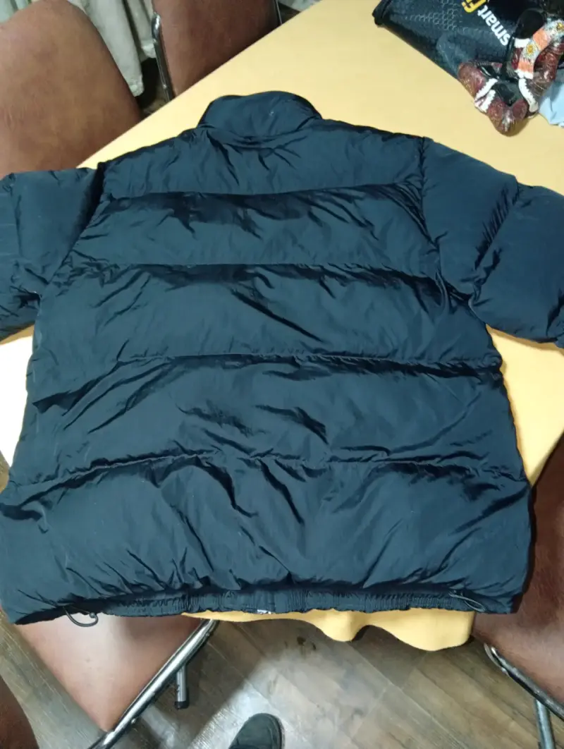 Chaqueta acolchada negra Jordan para hombre - 4