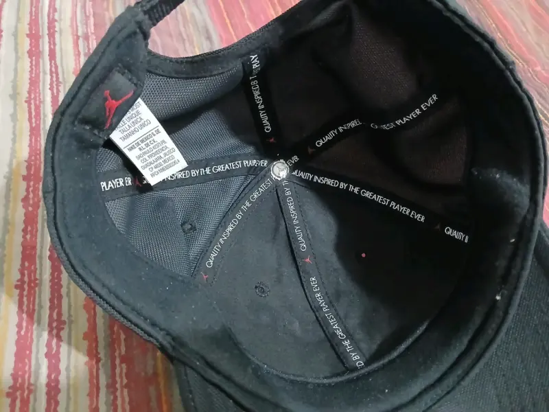 Gorra negra Jordan con logo Jumpman - 2