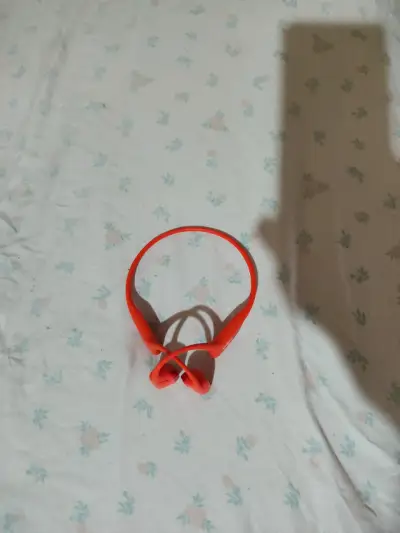 Auriculares deportivos inalámbricos naranjos - miniatura 3