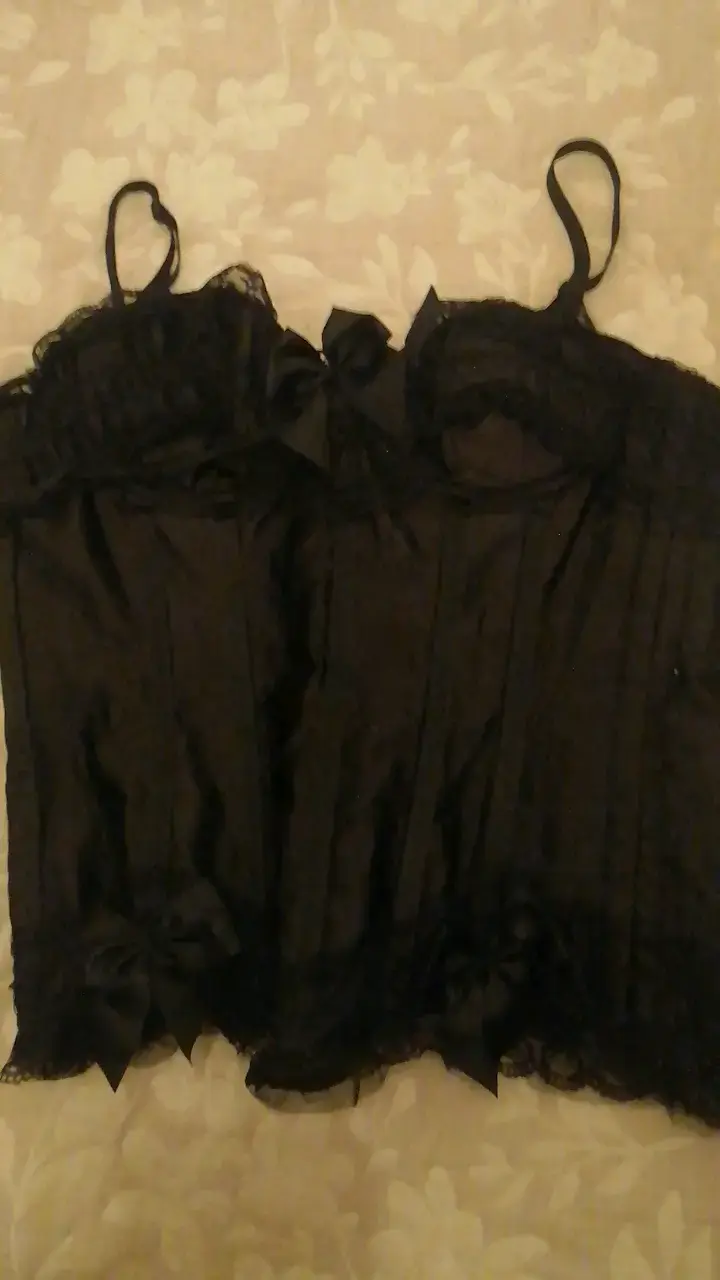 Corset negro de encaje para mujer