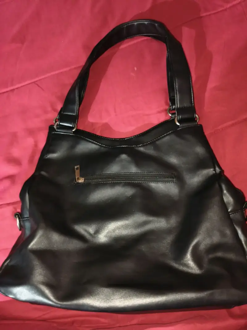 Bolso de cuero negro con correa extraíble - 2