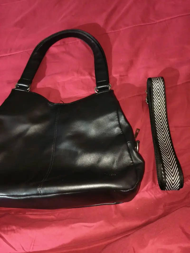 Bolso de cuero negro con correa extraíble - 3