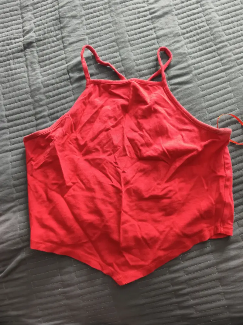 Top rojo de tirantes para mujer
