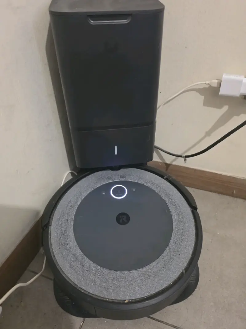 Robot aspiradora Roomba I3+/Base de autovaciado