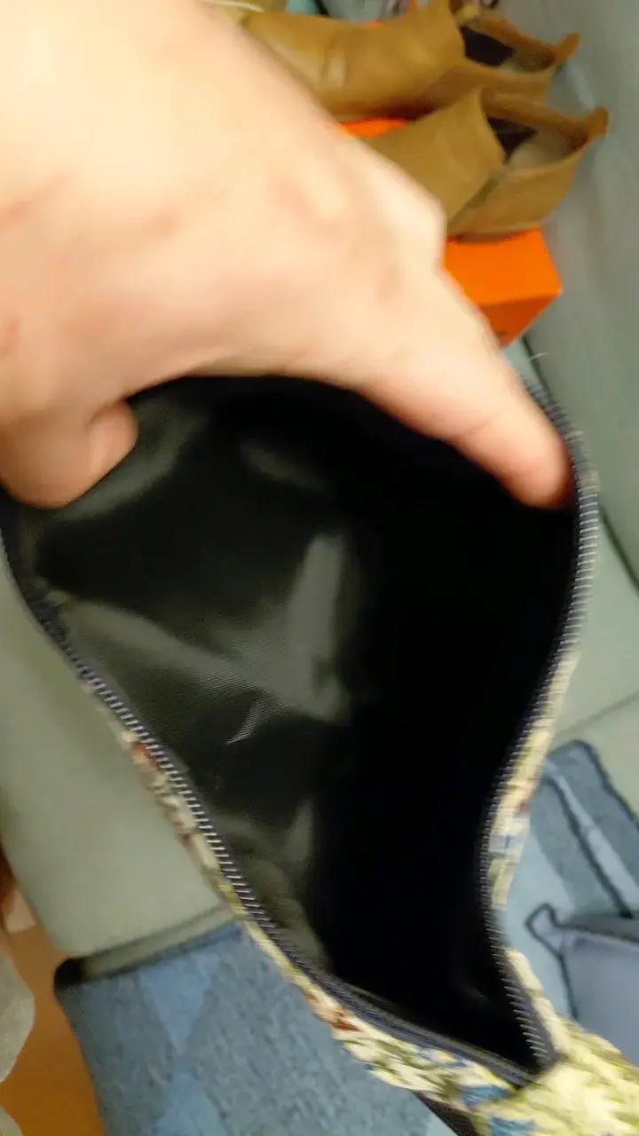 Bolso bandolera floral con cierre ajustable - 3
