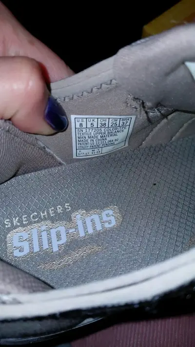 Zapatillas Skechers Slip-Ins Arch Fit Beige - miniatura 6