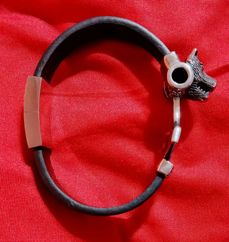 Pulsera de cuero trenzado con calavera metálica - 6