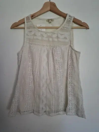 Blusa de encaje blanco invierno sin mangas - miniatura 2