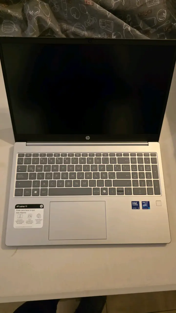 Notebook HP 15.6" Intel core I5 Ultra, 16Ram 1TB - 4