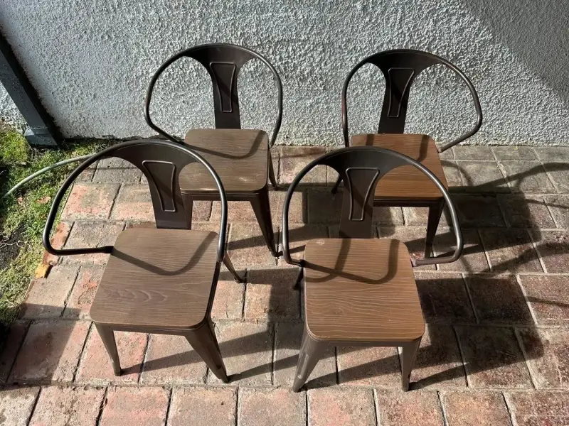 Juego de 4 sillas metálicas estilo industrial - 3