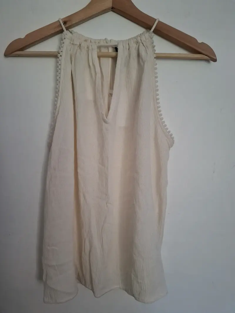Blusa sin mangas beige casual para mujer - 2