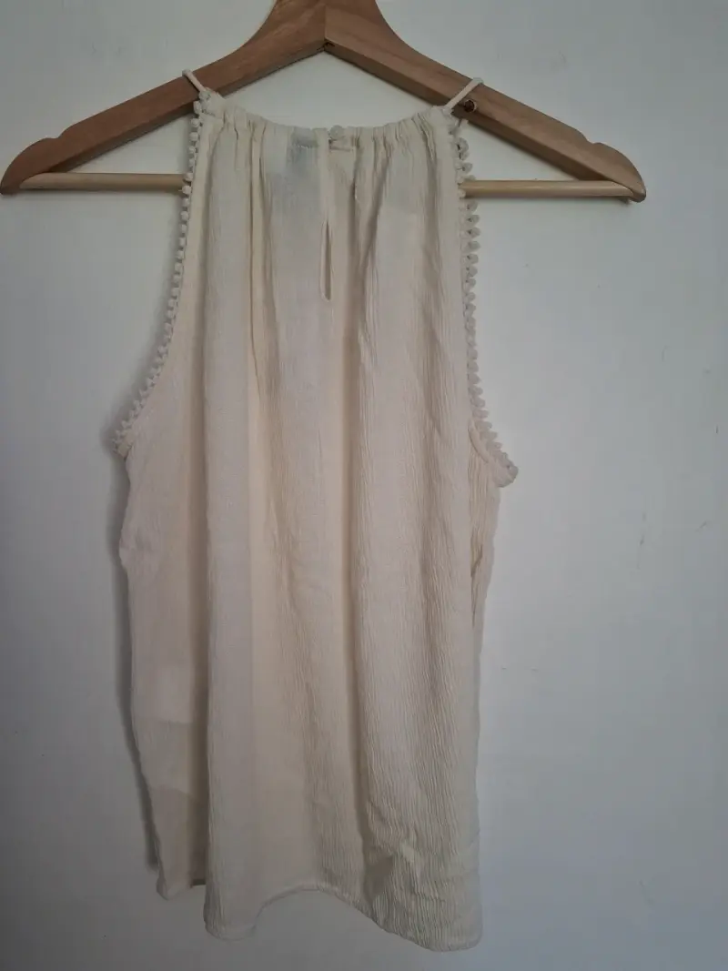 Blusa sin mangas beige casual para mujer - 3