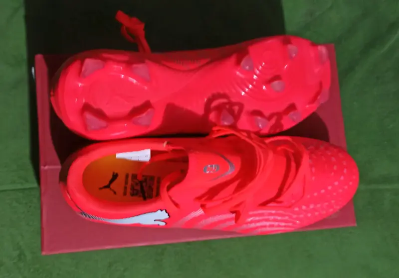 Zapatillas de fútbol Puma rojas para césped - 3
