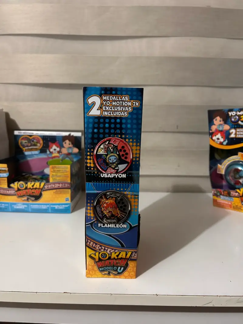 Reloj Yo-Kai Watch Modelo U con Medallas - 4