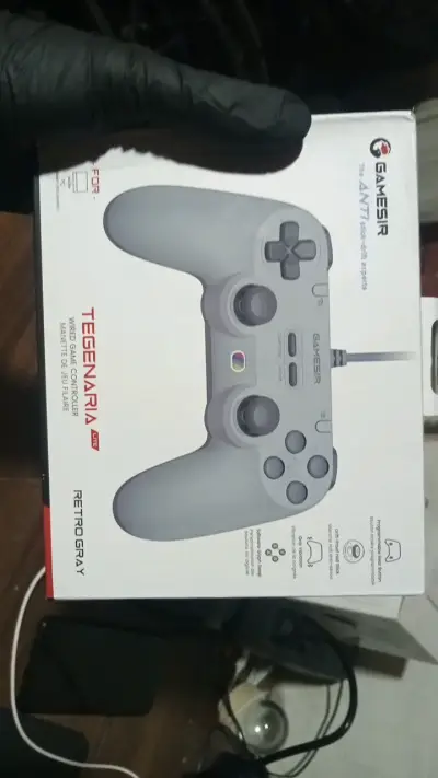 Control Mando Alámbrico Gamesir gris PC - miniatura 1