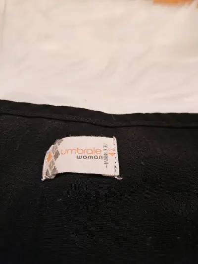 Polera negra sin mangas Umbrale para mujer - miniatura 4