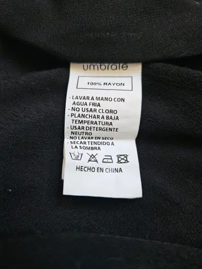 Polera negra sin mangas Umbrale para mujer - miniatura 5