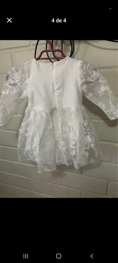 Vestido blanco de encaje para bebé Shein - miniatura 4