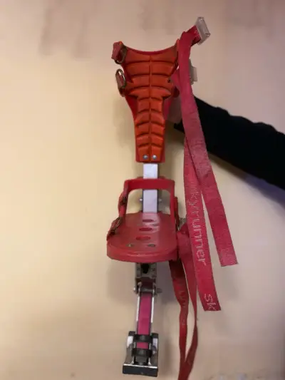 Zancos de salto SkyRunner rojos - miniatura 4