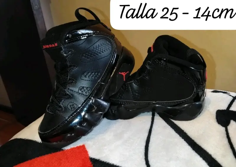 Zapatilla j par los y las engreid@s de a casa - 2