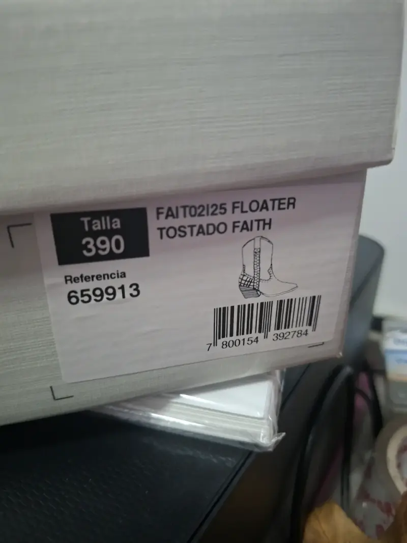 Botines de cuero negro con taco alto marca Gacel - 4