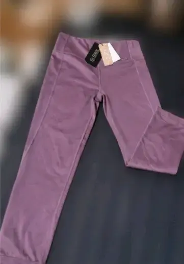 Leggings deportivos morados para mujer