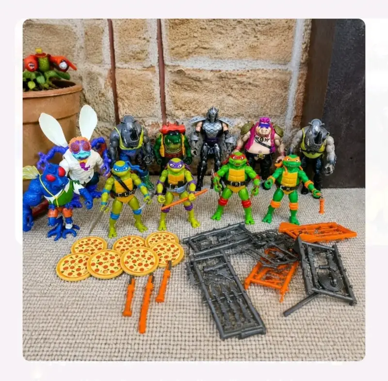 Tortugas Ninja con accesorios set completo. - 2